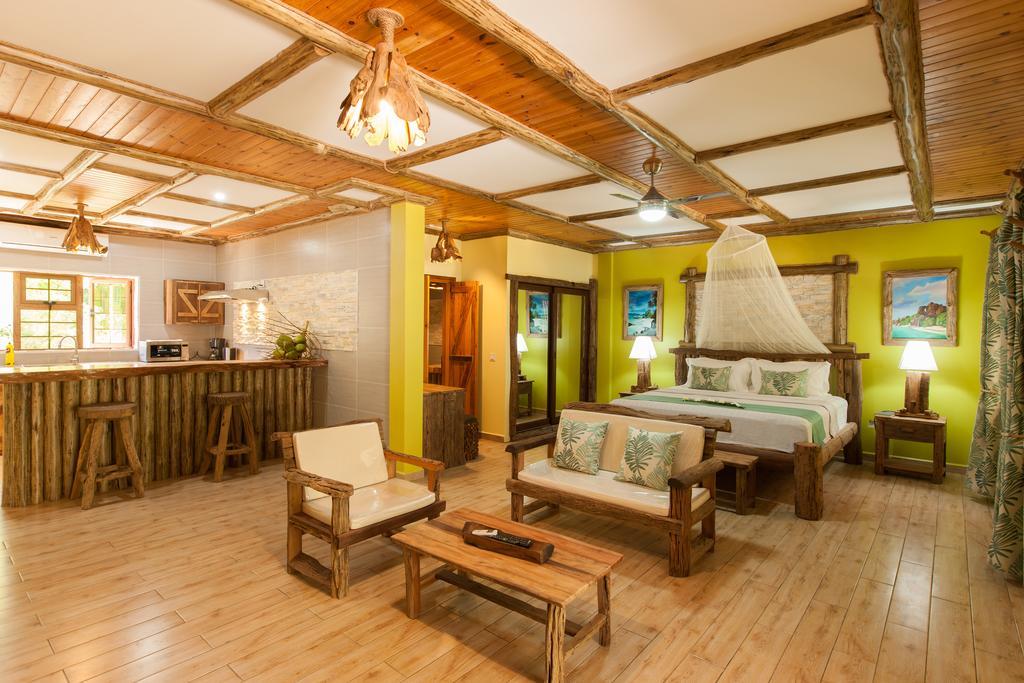 Anse Severe Beach Villas La Digue Exteriör bild