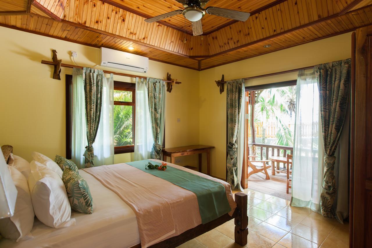 Anse Severe Beach Villas La Digue Exteriör bild